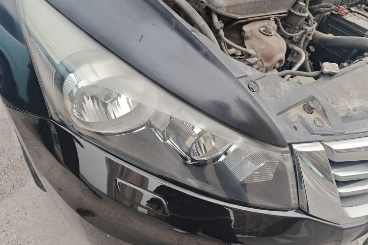 Used Honda Accord 2013 2.0L SE Right Front Headlight