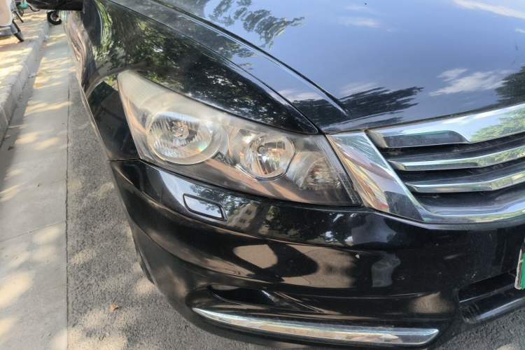 Used Honda Accord 2013 2.0L SE Right Front Headlight