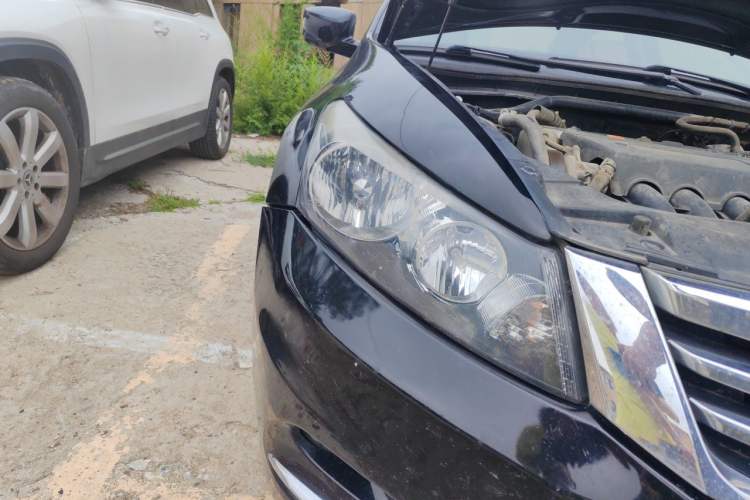 Used Honda Accord 2013 2.4L LX Right Front Headlight