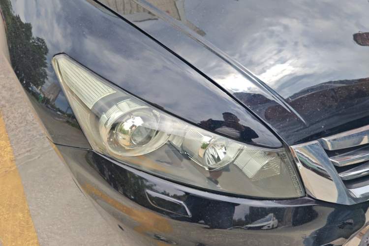 Used Honda Accord 2013 2.4L SE Right Front Headlight
