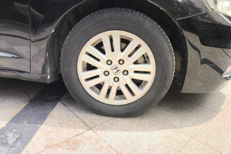 Used Honda Accord 2013 2.0L SE Right Front Wheel Hub