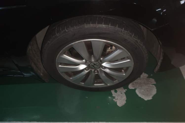 Used Honda Accord 2013 2.4L SE Right Front Wheel Hub