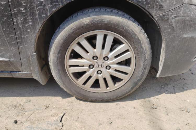 Used Honda Accord 2013 2.0L SE Right Front Wheel Hub