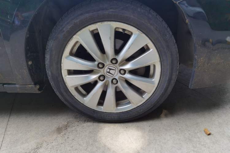 Used Honda Accord 2013 2.4L LX Right Front Wheel Hub