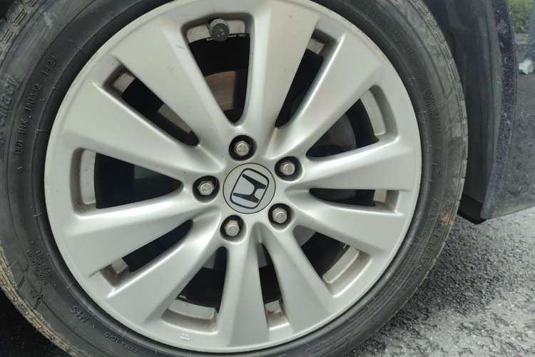 Used Honda Accord 2013 2.4L SE Right Front Wheel Hub