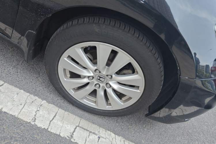 Used Honda Accord 2013 2.4L SE Right Front Wheel Hub