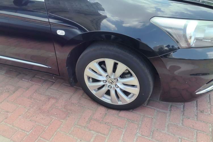 Used Honda Accord 2013 2.4L LX Right Front Wheel Hub