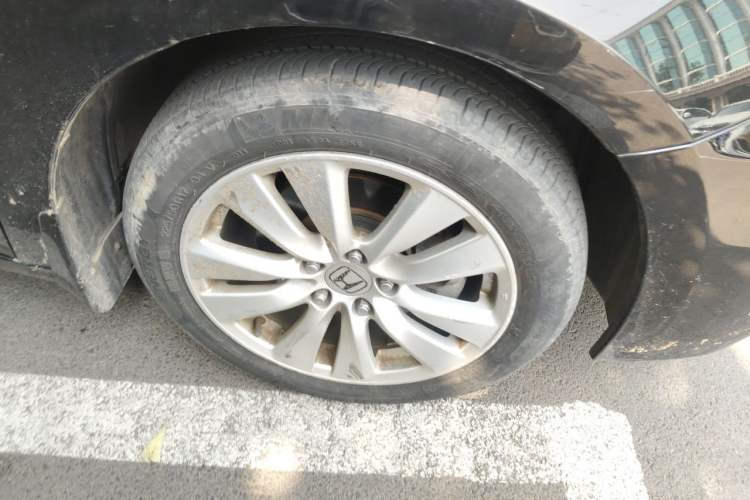 Used Honda Accord 2013 2.4L SE Right Front Wheel Hub