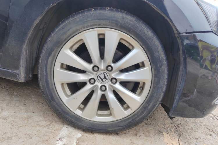 Used Honda Accord 2013 2.4L LX Right Front Wheel Hub