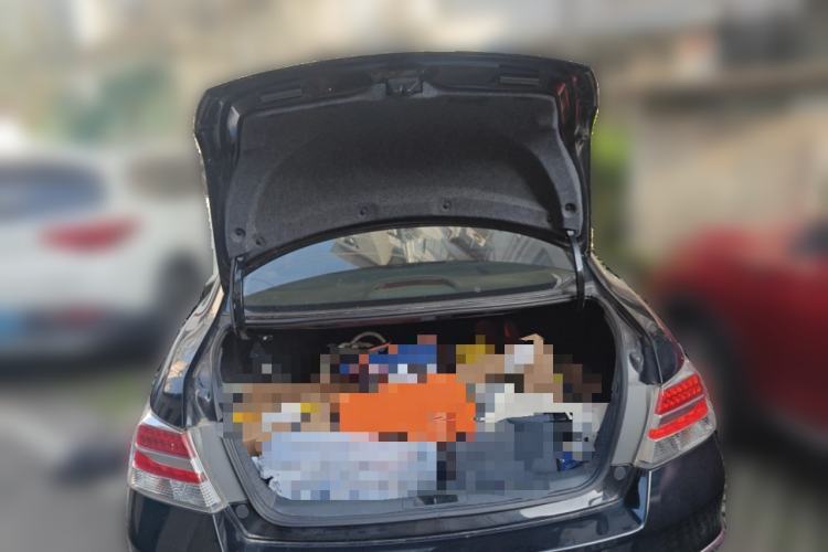 Used Honda Accord 2013 2.0L SE Trunk