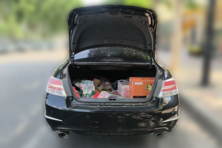 Used Honda Accord 2013 2.0L SE Trunk
