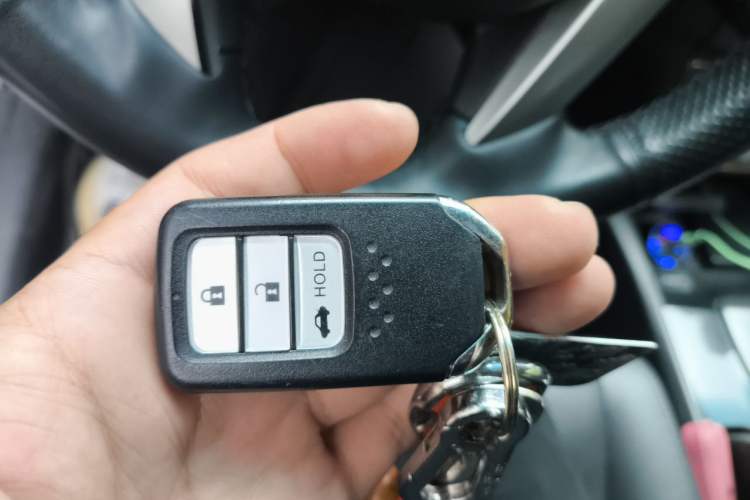 Used Honda Accord 2013 2.0L SE Vehicle Key