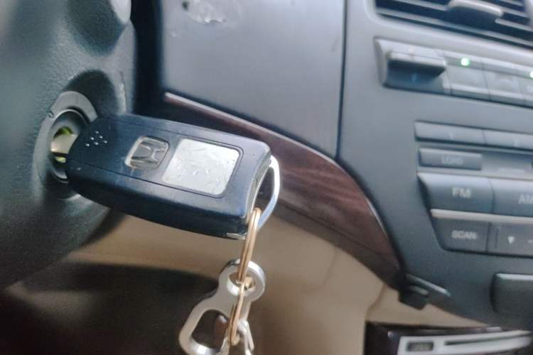 Used Honda Accord 2013 2.4L SE Vehicle Key