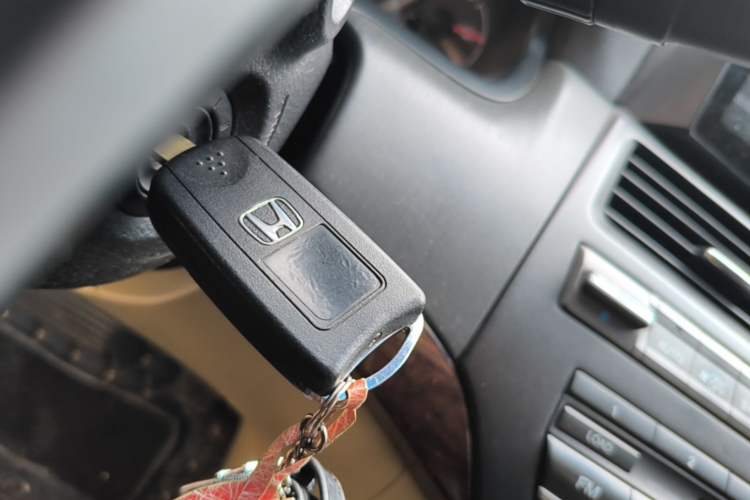 Used Honda Accord 2013 2.0L SE Vehicle Key