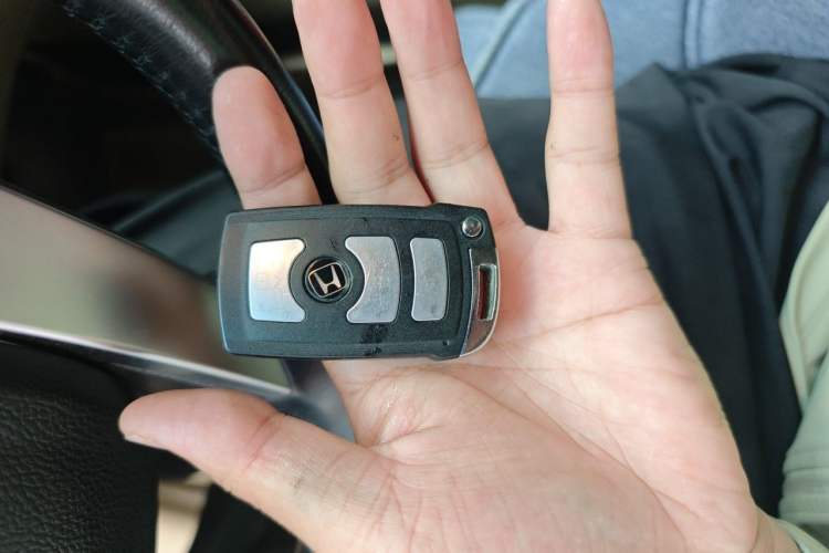 Used Honda Accord 2013 2.0L SE Vehicle Key