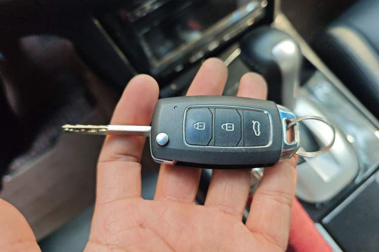 Used Honda Accord 2013 2.0L SE Vehicle Key