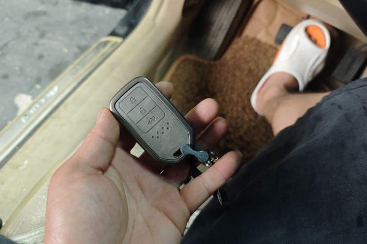 Used Honda Accord 2013 2.0L LX Vehicle Key