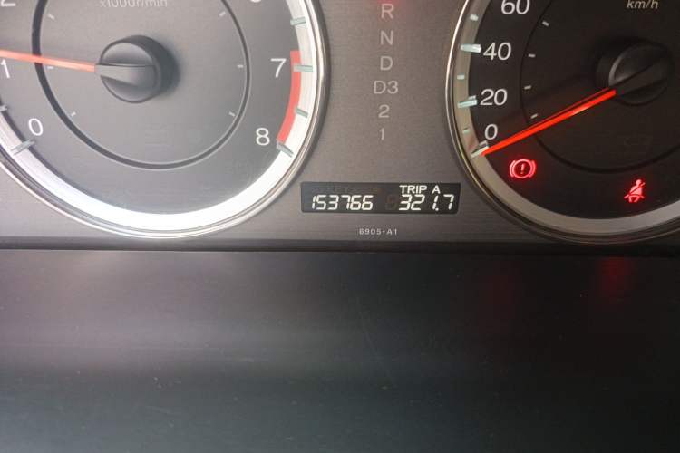 Used Honda Accord 2013 2.0L SE Odometer Close Up