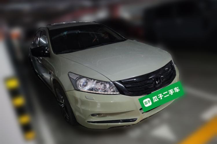 Used Honda Accord 2013 2.0L SE Front Right 45 Deg