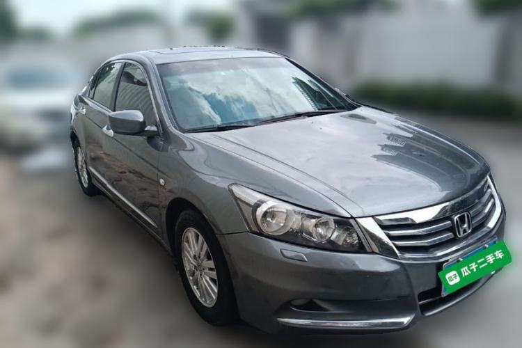 Used Honda Accord 2013 2.0L SE Front Right 45 Deg