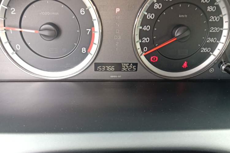 Used Honda Accord 2013 2.0L SE Odometer Close Up