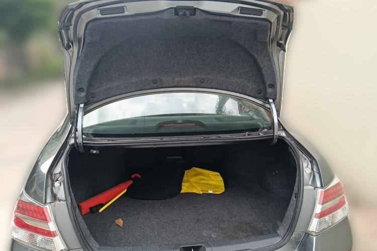 Used Honda Accord 2013 2.0L SE Trunk