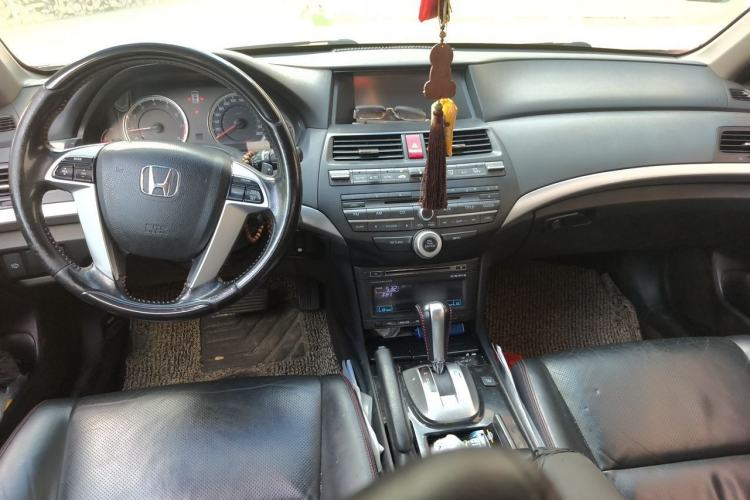 Used Honda Accord 2013 2.4L PE Center Console