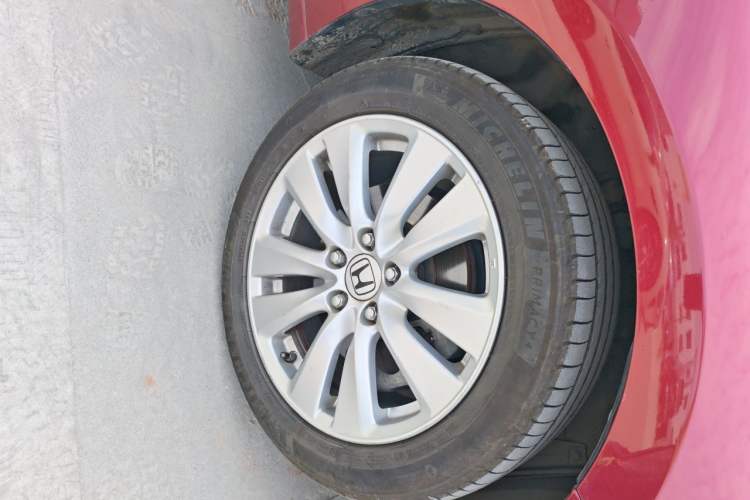 Used Honda Accord 2013 2.4L PE Right Front Wheel Hub