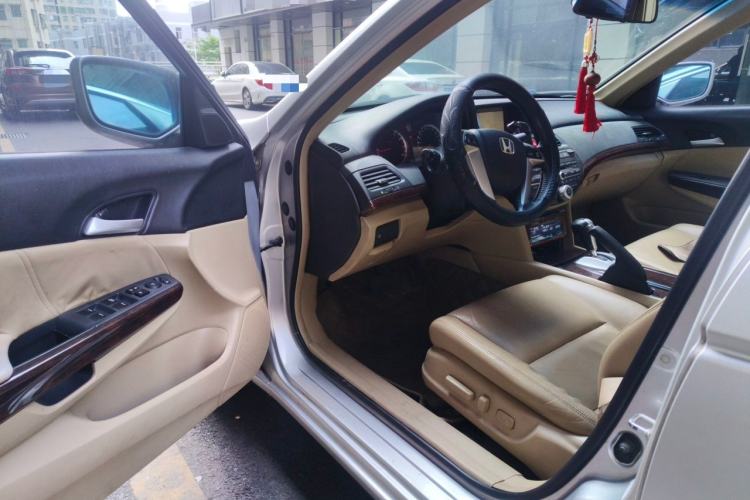 Used Honda Accord 2013 2.0L SE Driver Seat