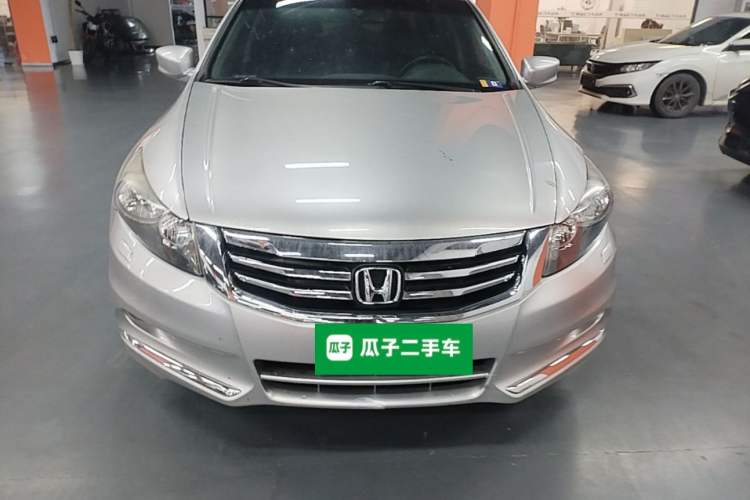 Used Honda Accord 2013 2.0L SE Front