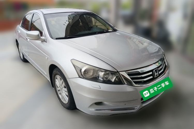 Used Honda Accord 2013 2.0L SE Front Right 45 Deg