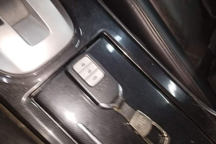 Used Honda Accord 2013 2.0L SE Interior 1