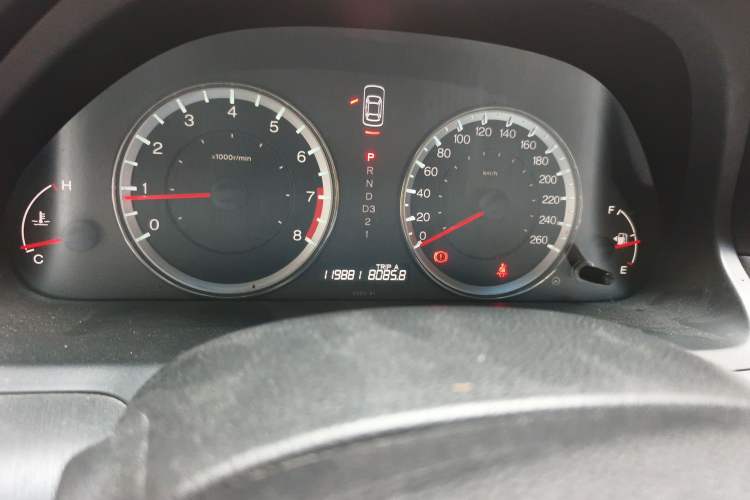 Used Honda Accord 2013 2.0L SE Odometer Close Up