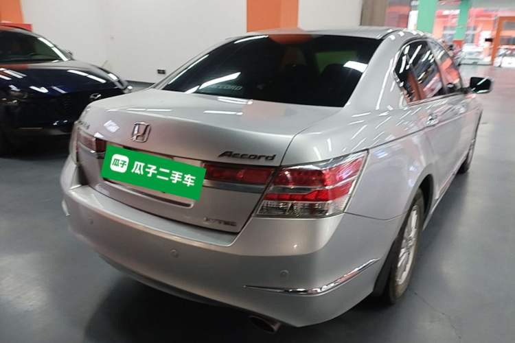 Used Honda Accord 2013 2.0L SE Rear Right 45 Deg