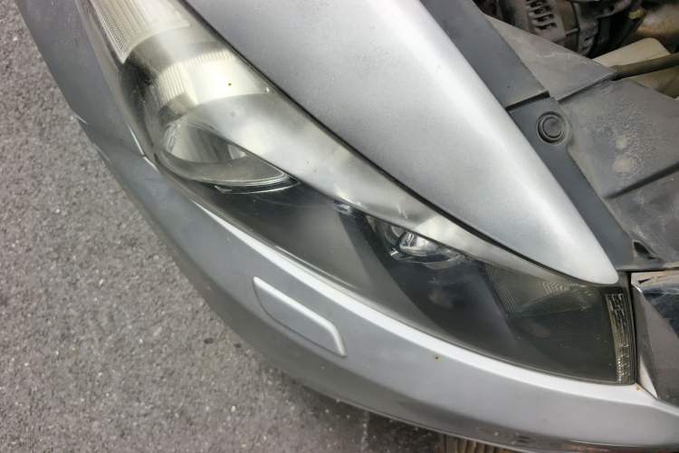 Used Honda Accord 2013 2.0L SE Right Front Headlight