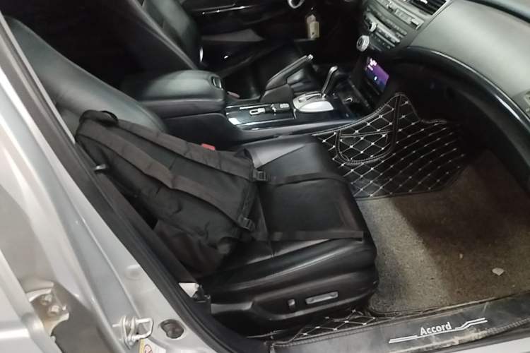 Used Honda Accord 2013 2.0L SE Right Front Seat