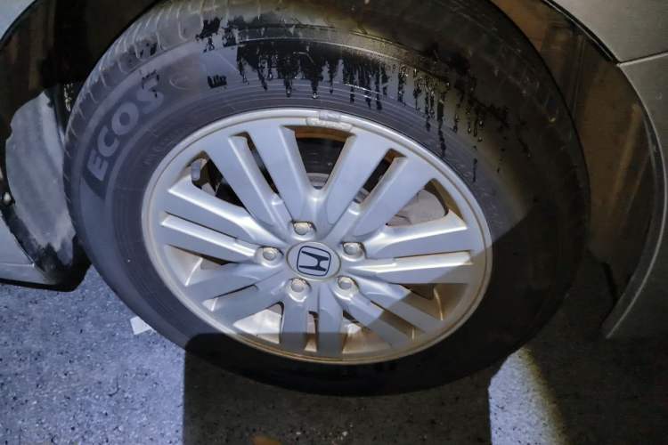 Used Honda Accord 2013 2.0L SE Right Front Wheel Hub