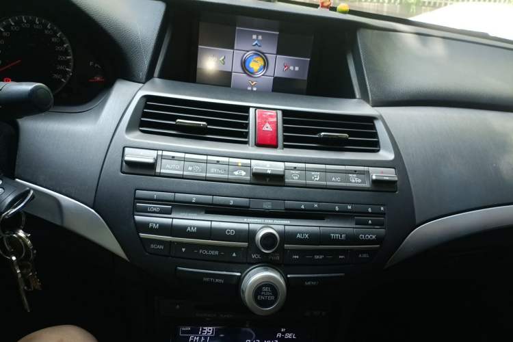 Used Honda Accord 2013 2.0L PE Audio And AC Panel