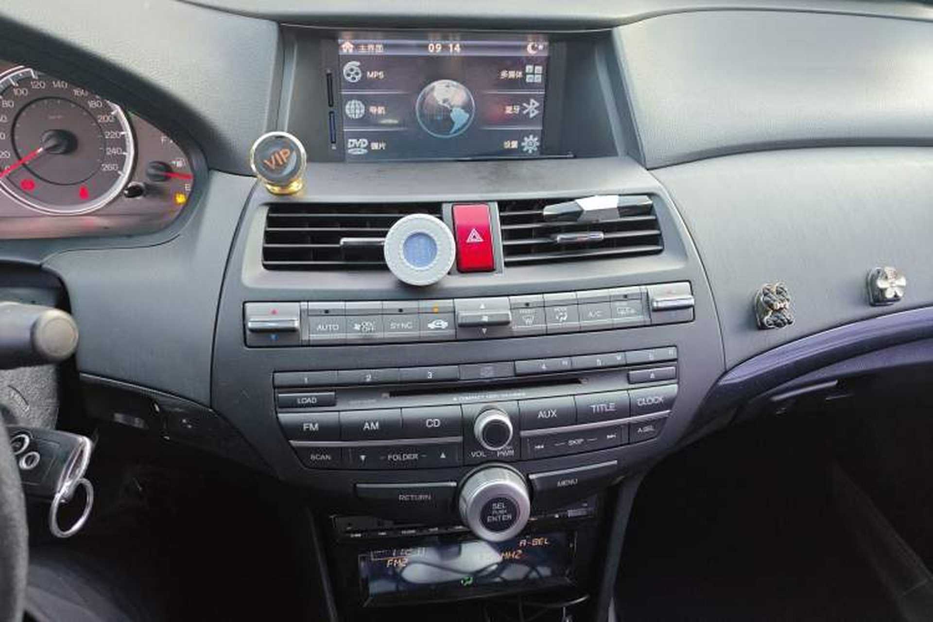 Used Honda Accord 2013 2.0L SE Audio And AC Panel