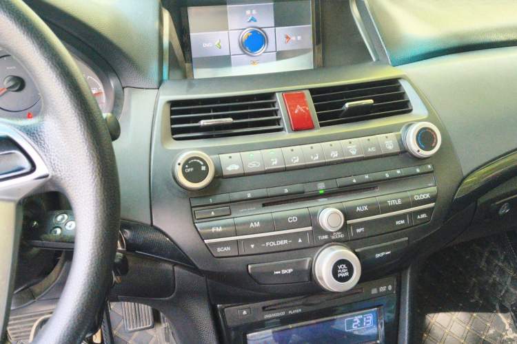 Used Honda Accord 2013 2.0L LX Audio And AC Panel