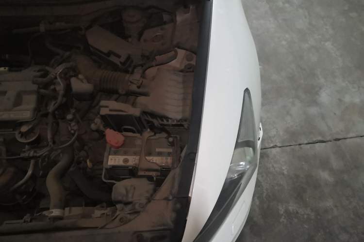 Used Honda Accord 2013 2.0L SE Engine Bay Left