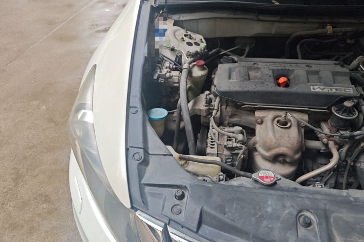 Used Honda Accord 2013 2.0L SE Engine Bay Right