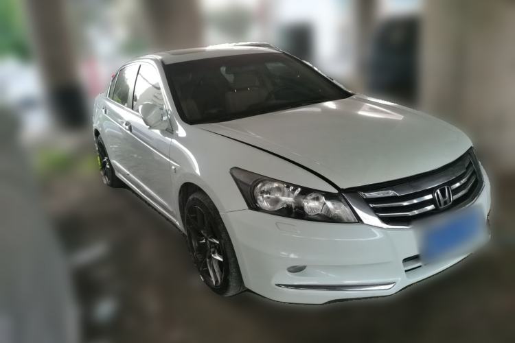 Used Honda Accord 2013 2.0L SE Front Right 45 Deg