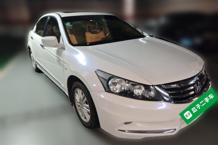 Used Honda Accord 2013 2.0L LX Front Right 45 Deg