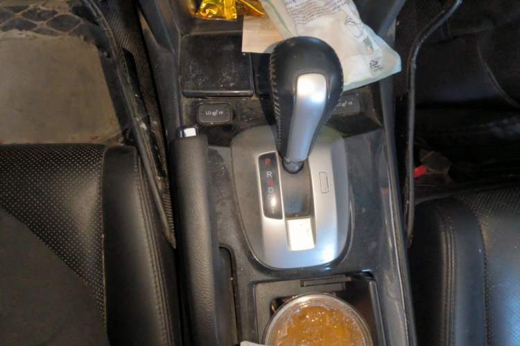 Used Honda Accord 2013 2.0L SE Gear Lever
