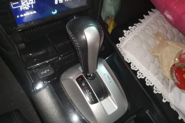 Used Honda Accord 2013 2.0L SE Gear Lever