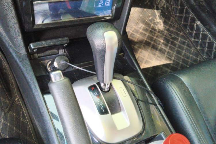 Used Honda Accord 2013 2.0L LX Gear Lever
