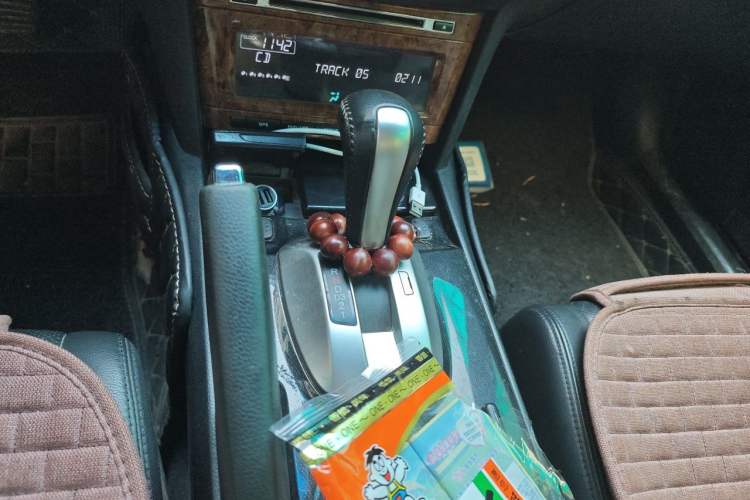 Used Honda Accord 2013 2.0L SE Gear Lever