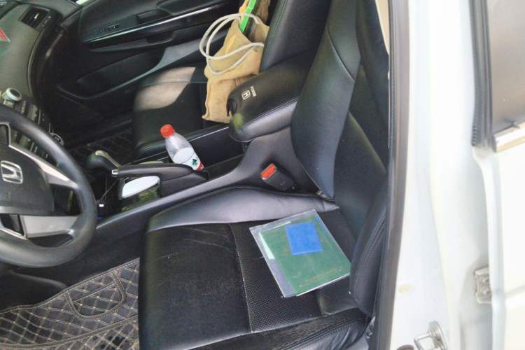 Used Honda Accord 2013 2.0L LX Left Front Seat