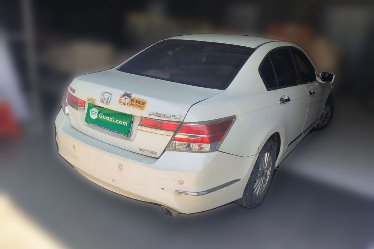 Used Honda Accord 2013 2.0L SE Rear Right 45 Deg